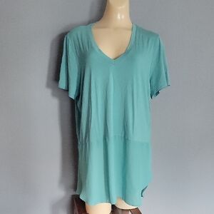 Premise Aqua V-Neck Short Sleeve Top